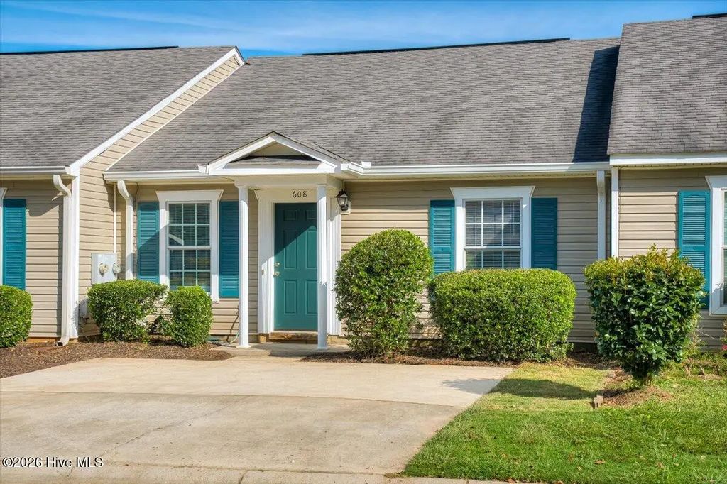 608 Mickelson Way, Evans