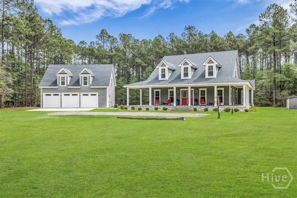 182 Old River Road, Bloomingdale