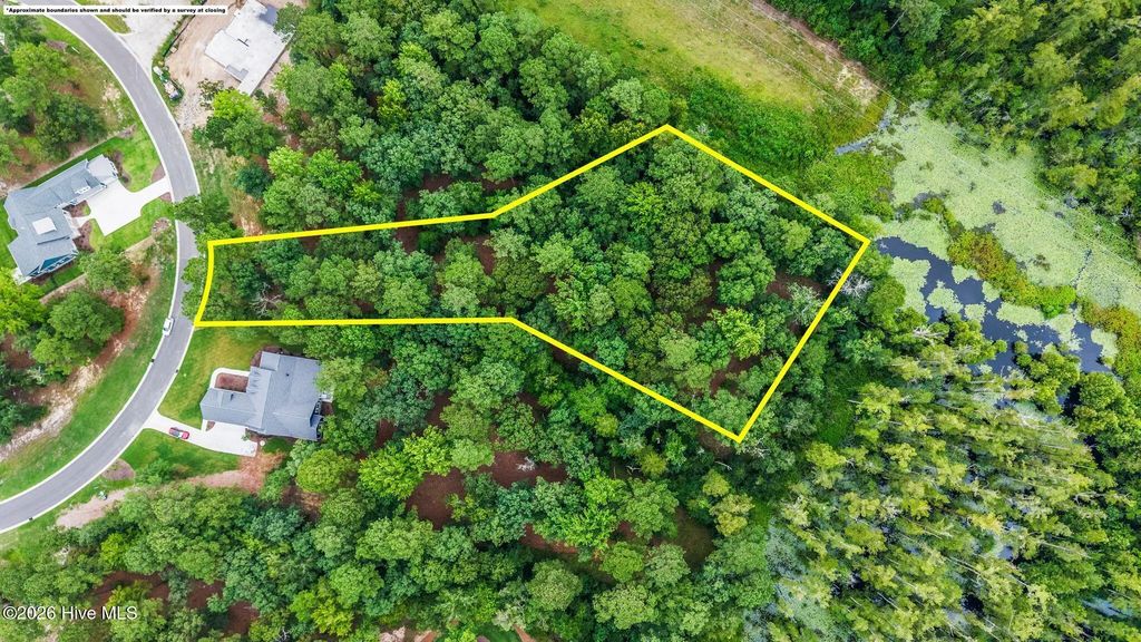3695 River Park Way Ne, Leland