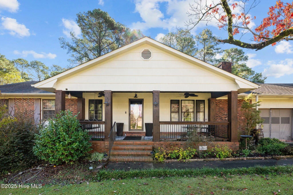 211 Rockledge Road, New Bern