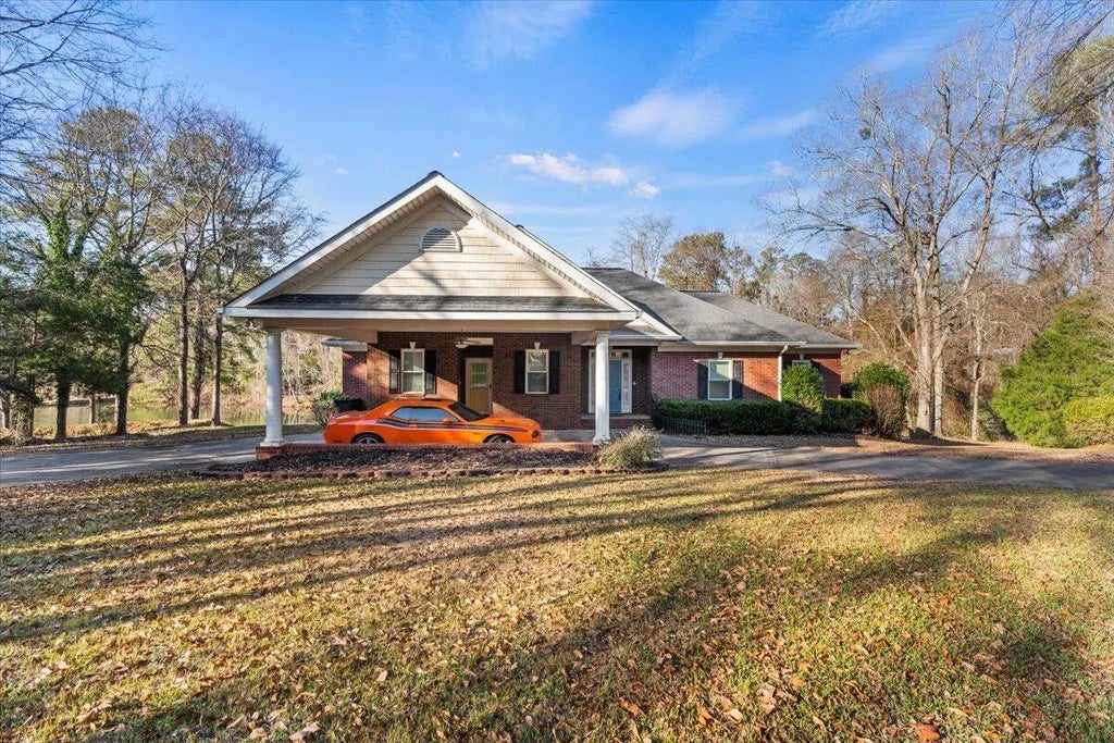 710 W Martintown Road, North Augusta