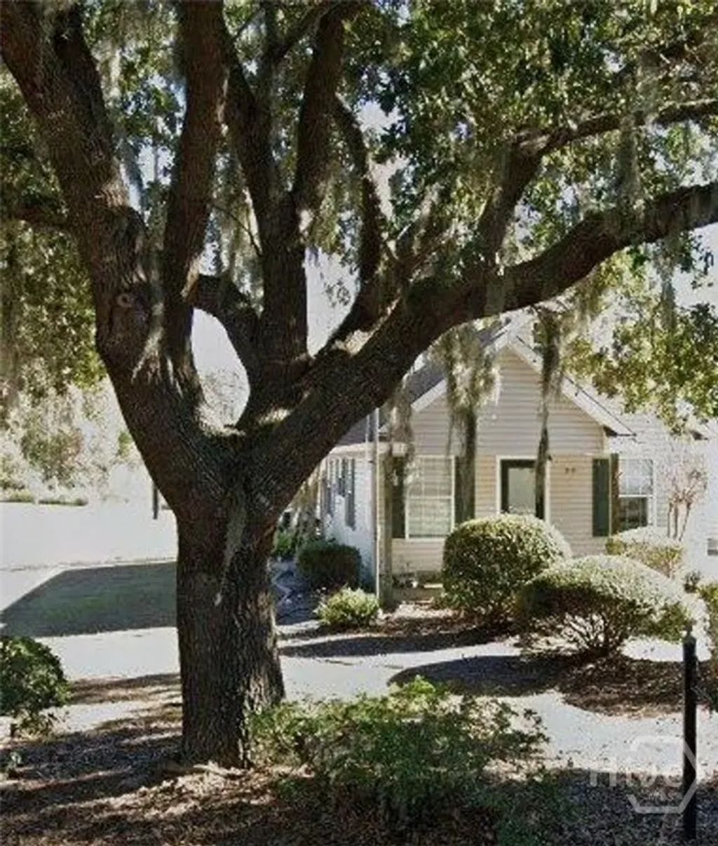 9830 Whitfield, Savannah
