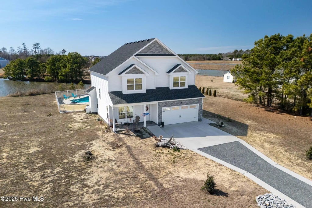 456 Pointe Vista Drive, Elizabeth City
