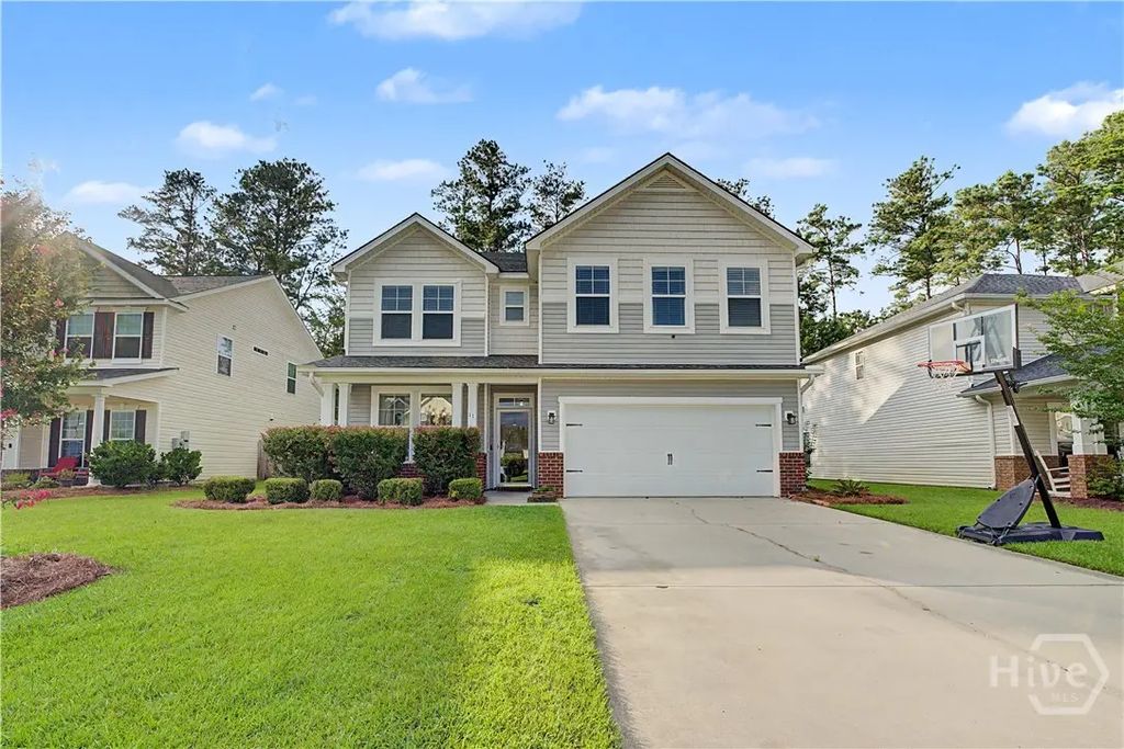 11 Whitaker Way N, Richmond Hill