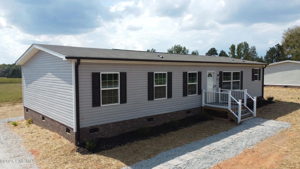 7300 Race Track Road, Castalia