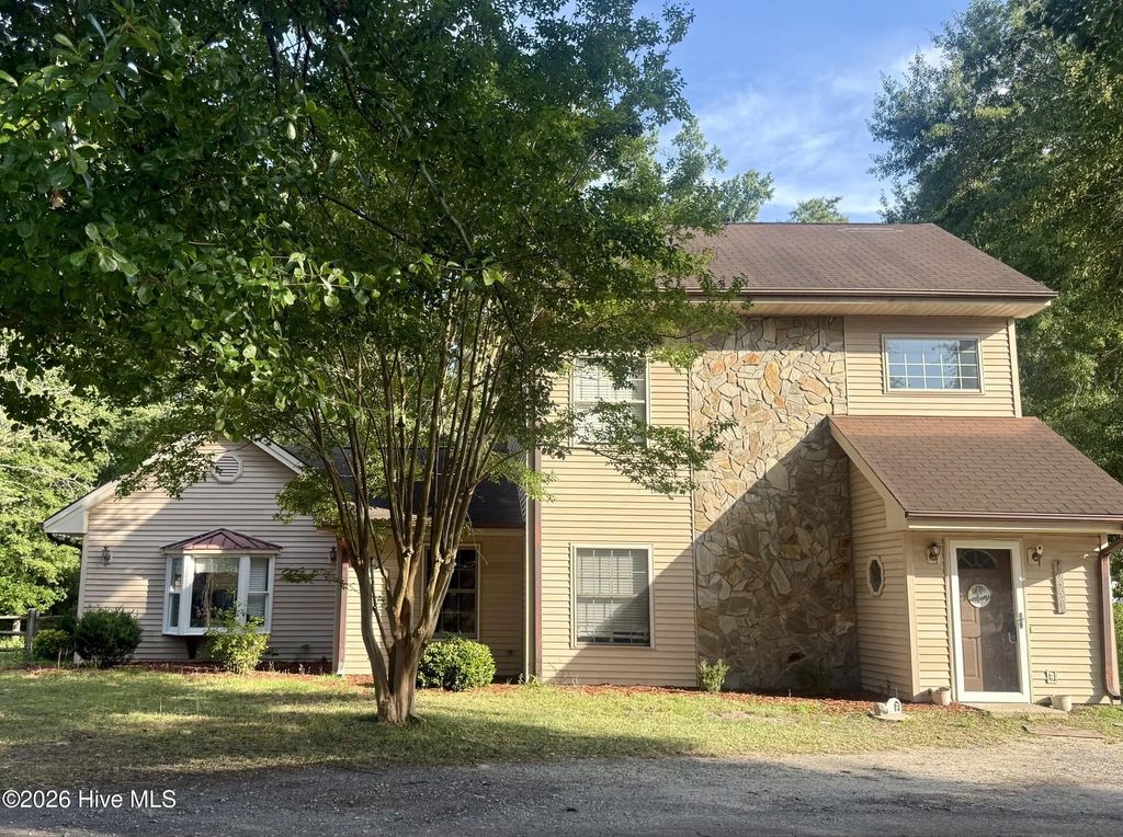 12221 Evergreen Lane, Laurinburg