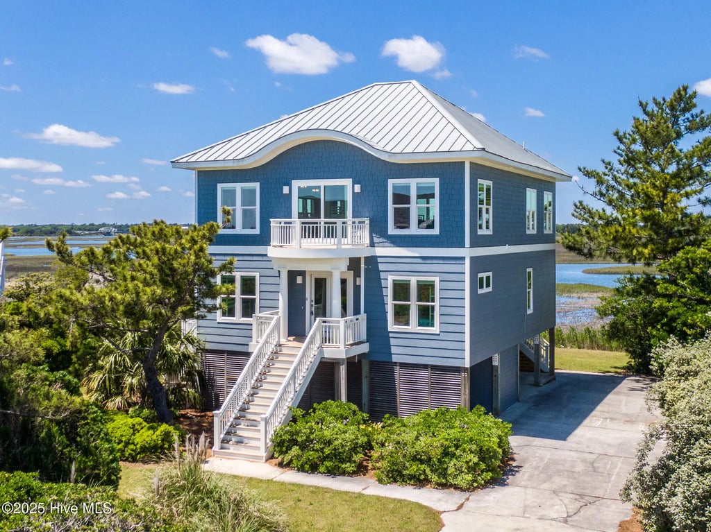 221 Beach Road N, Wilmington