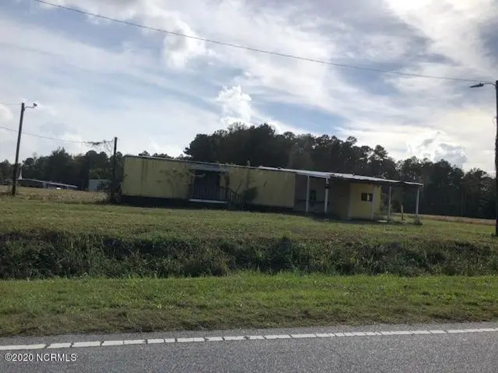 13726 Nc Highway 33, Blounts Creek