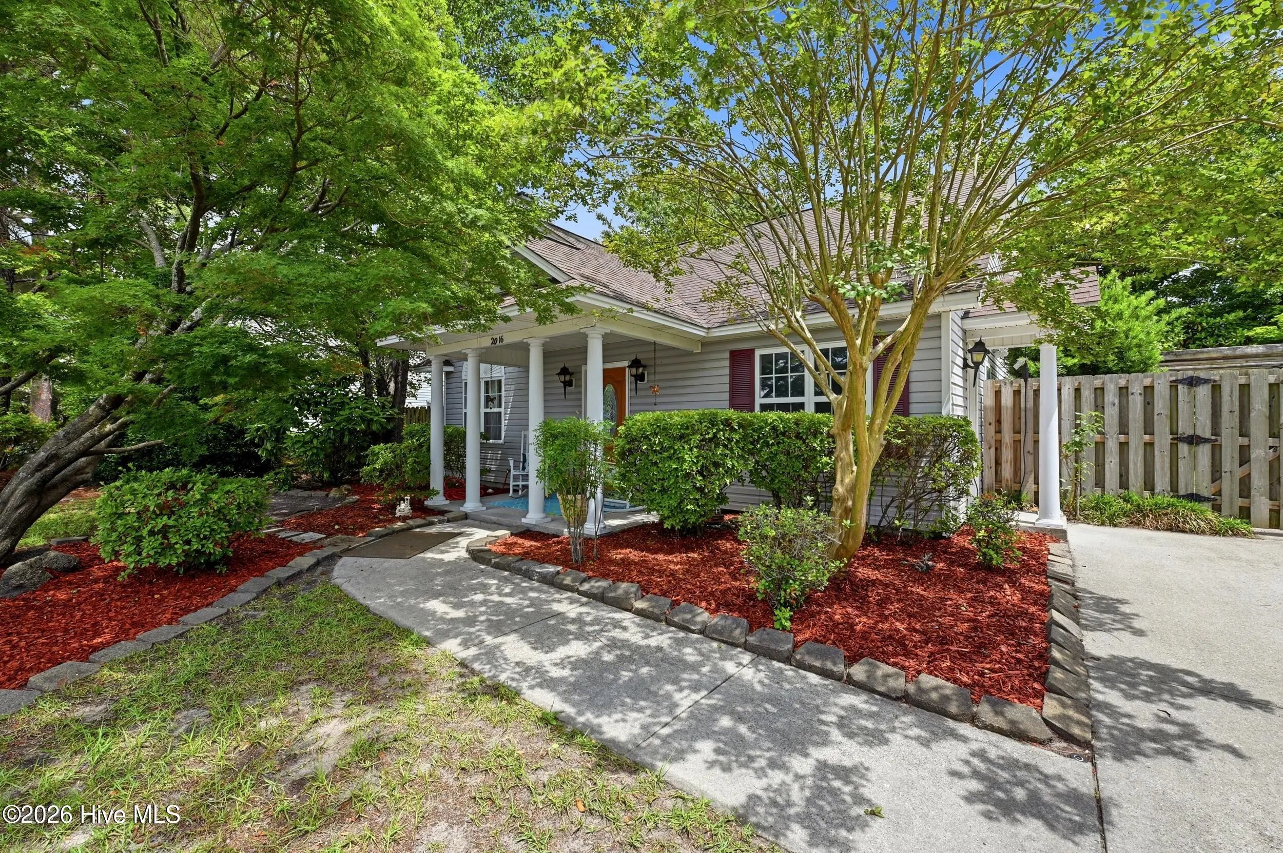 2016 White Road, Wilmington