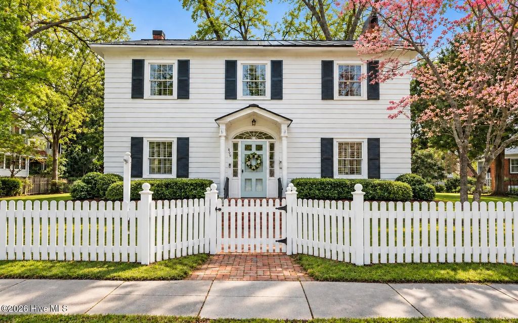 609 New Street, New Bern