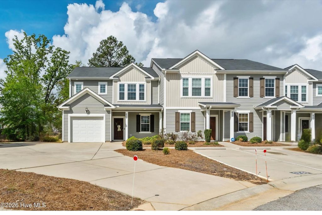 659 Aberdeen Circle, Columbia
