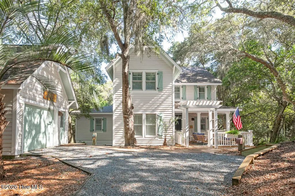 17 Sabal Palm Trail, Bald Head Island