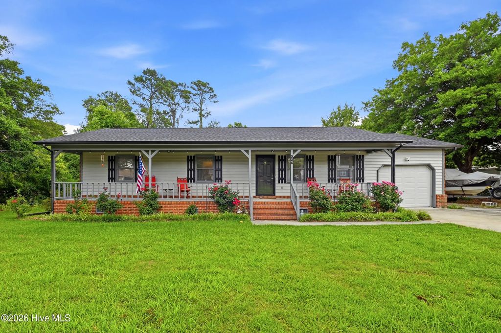 326 Shamrock Drive, Wilmington