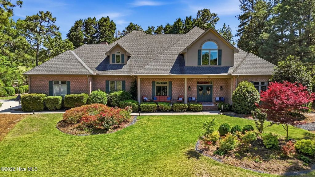20 Walnut Creek Road, Pinehurst