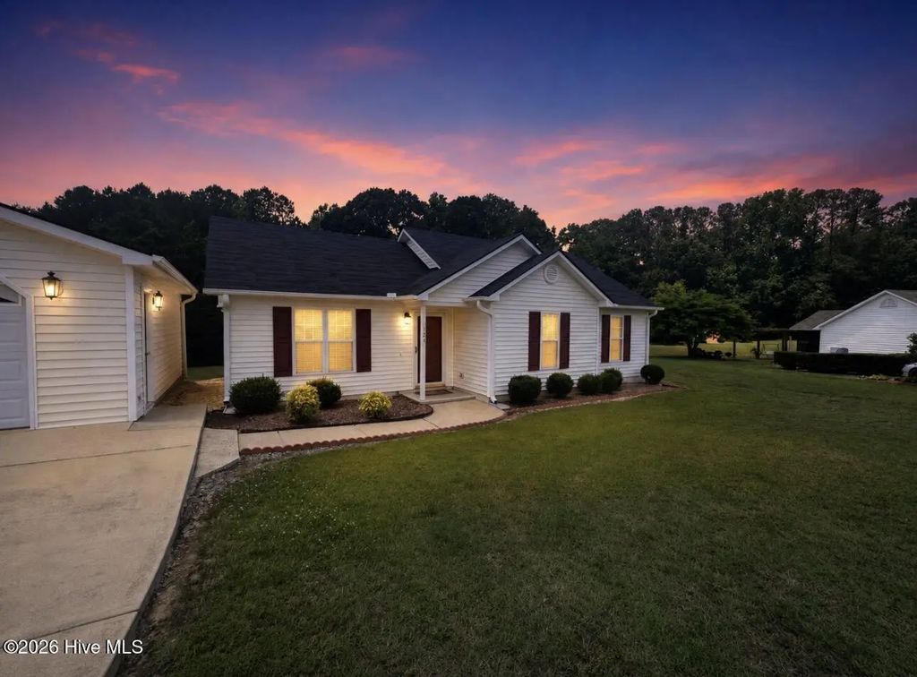 124 Stockbridge Drive, Selma