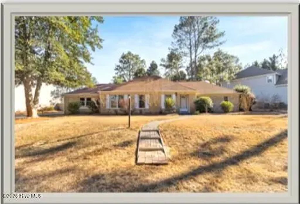170 Adams Circle, Pinehurst