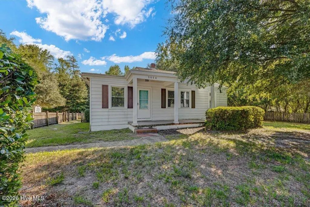 5054 Wrightsville Avenue, Wilmington