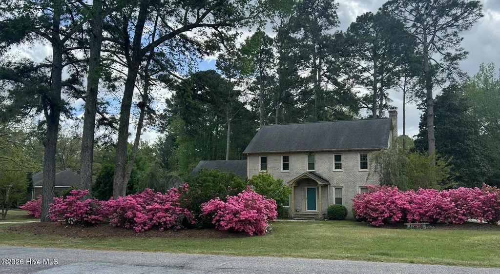 300 King George Road, Greenville