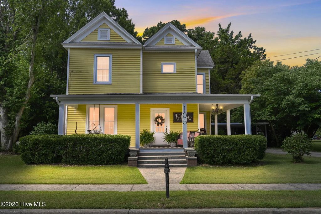 105 E Hargett Street, Richlands