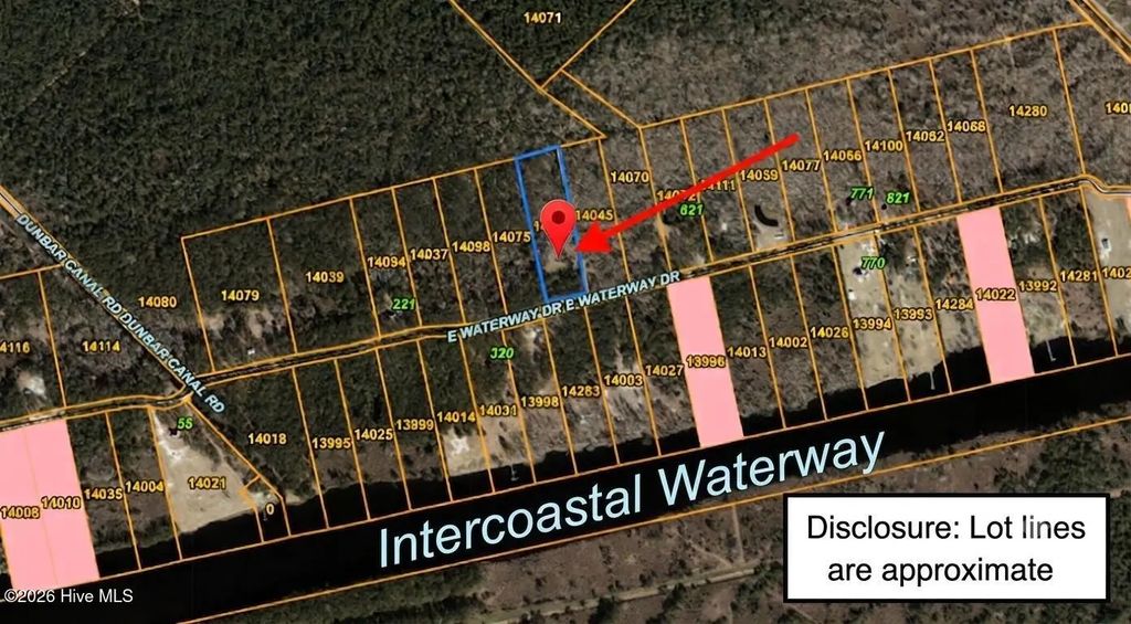 82 E Waterway Drive, Belhaven