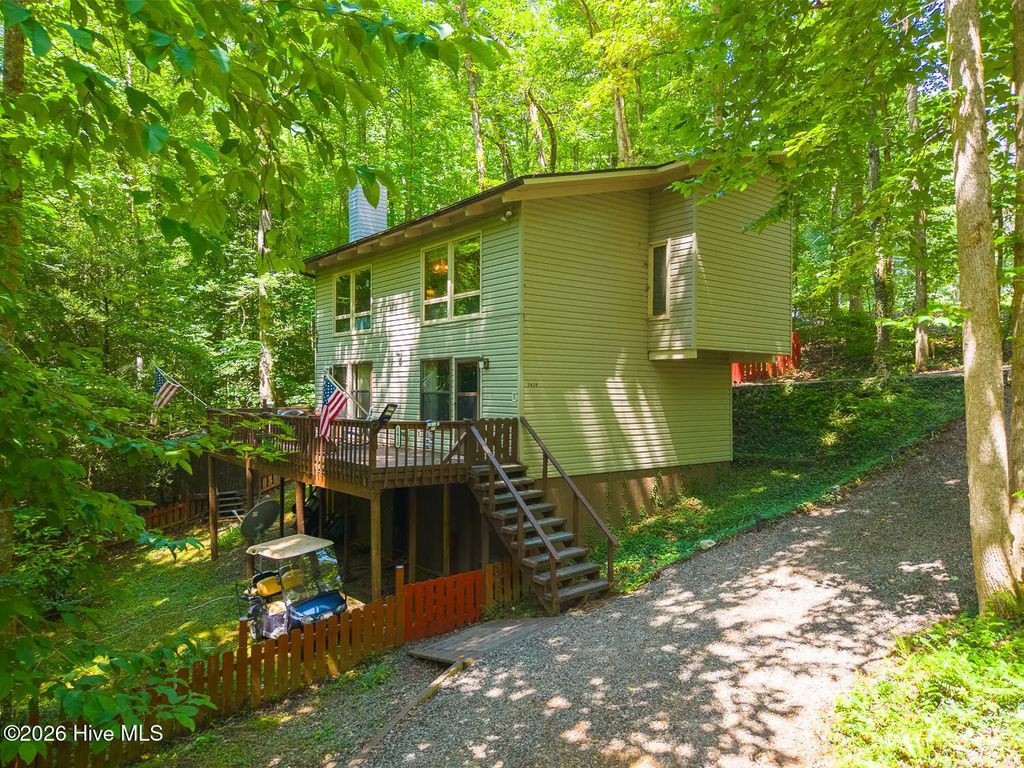 1410 Village Road, Hiwassee Dam