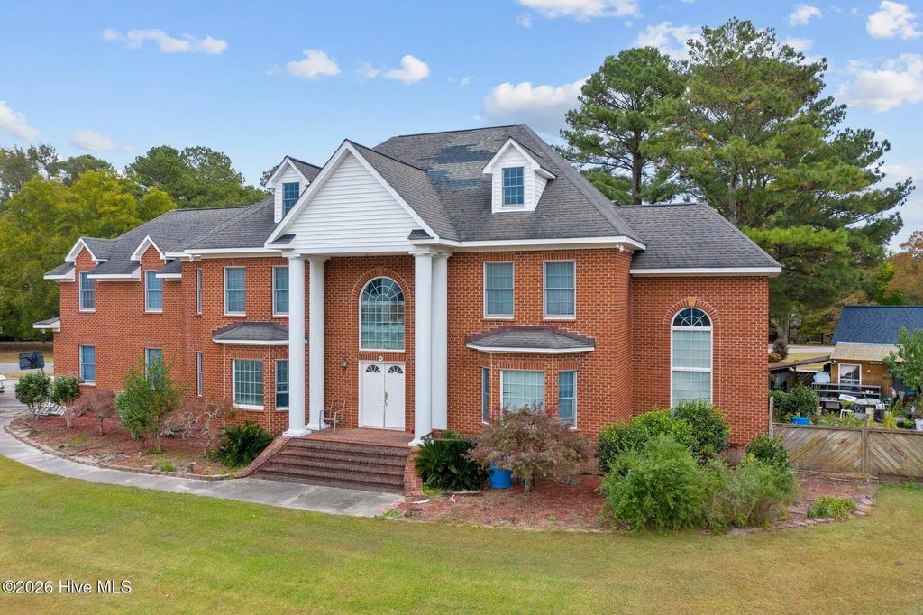 1181 Cedar Hill Drive, Williamston