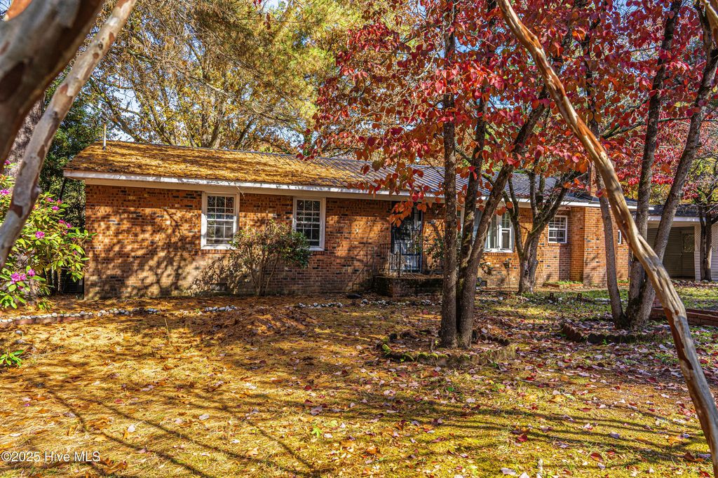 806 Currie Street, Carthage