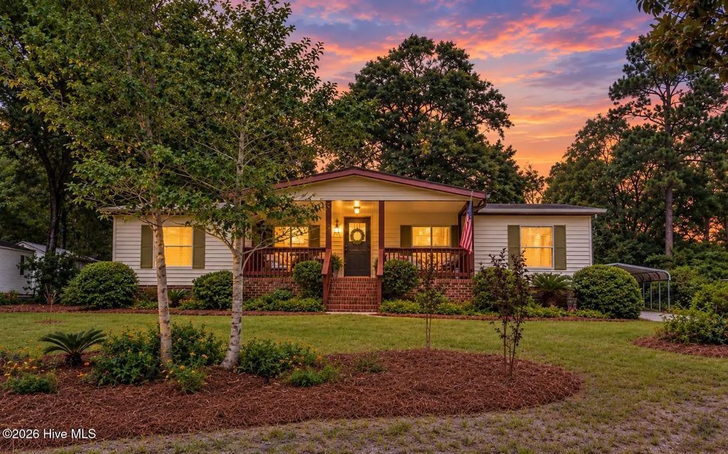 609 Magnolia Drive, Sunset Beach Mainland