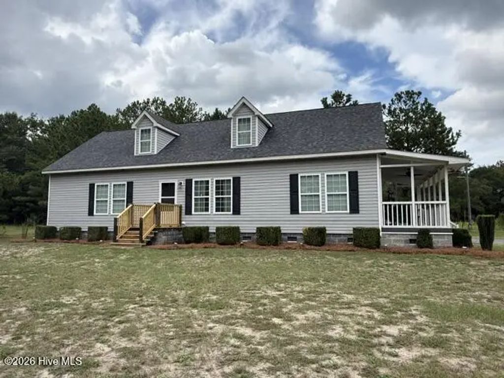 13341 Pea Bridge Road, Laurinburg