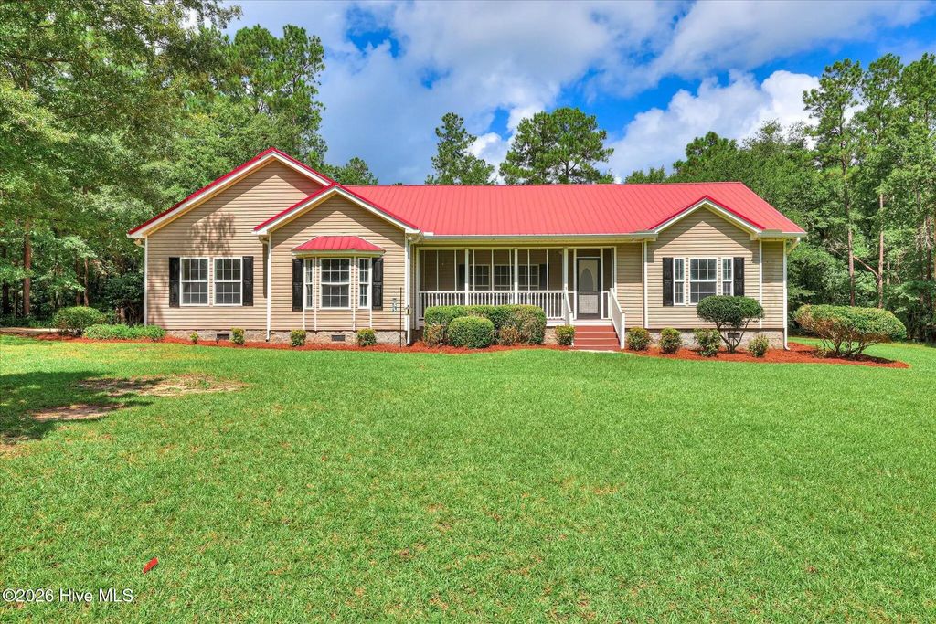 141 Roberts Road, Waynesboro