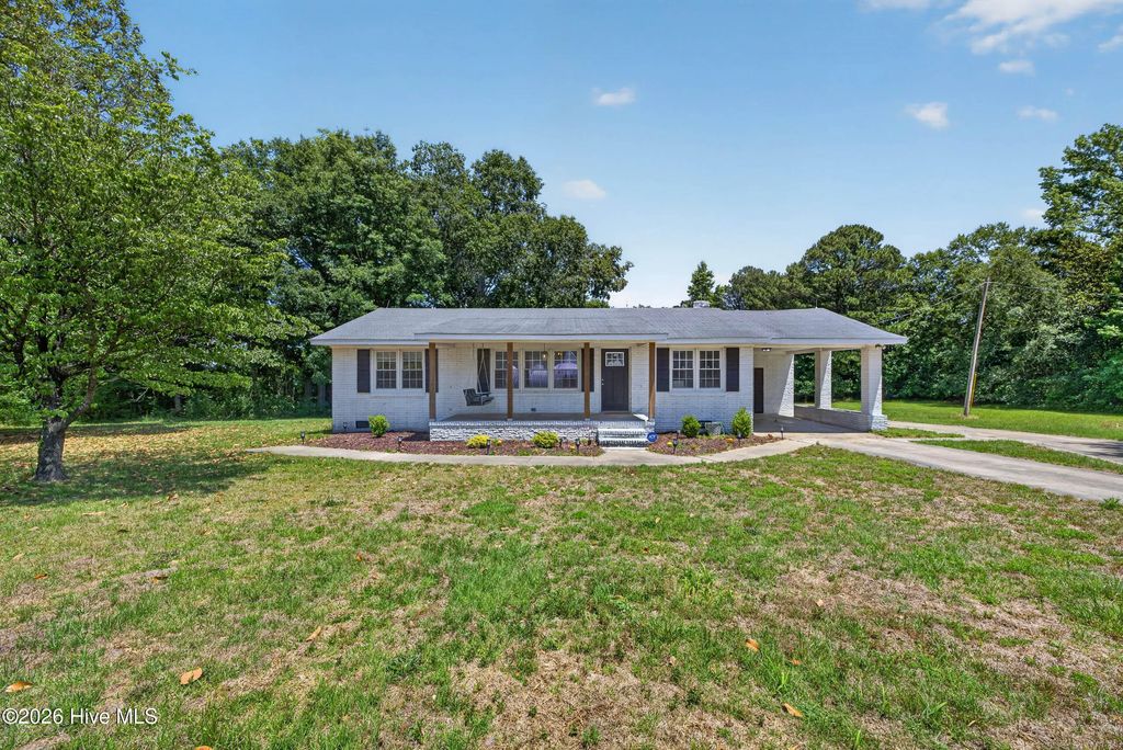 437 E Wards Bridge Road, Kenansville