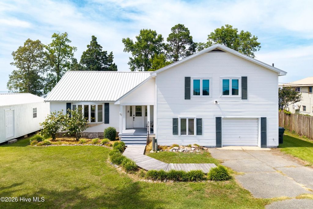 82 Cypress Shores Road W, Roper