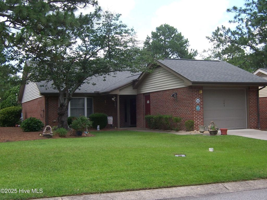 145 Pinehurst Trace Drive, Pinehurst