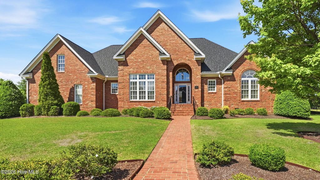 2025 Cornerstone Drive, Winterville