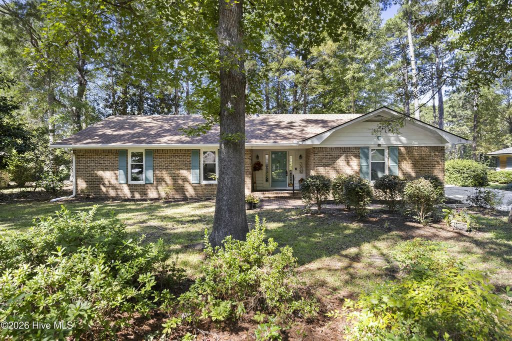 36 Swamp Fox Drive, Carolina Shores