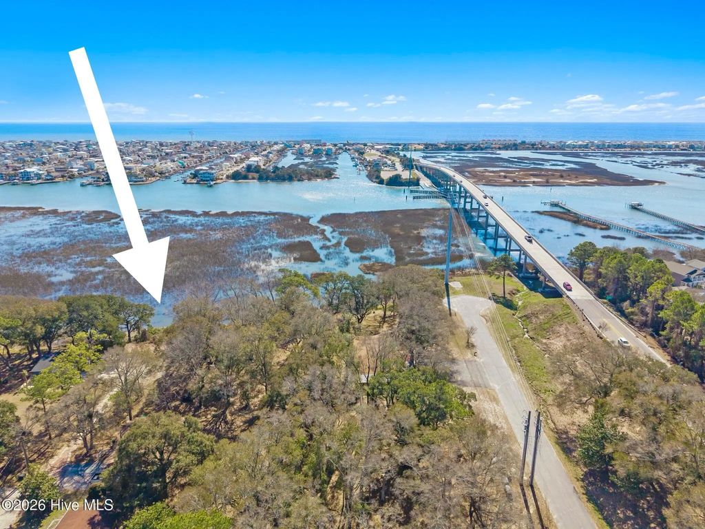 1609 Denton Street Sw, Ocean Isle Beach