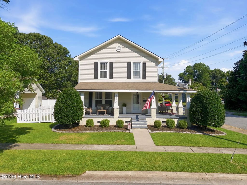 3314 North Green Street, Farmville