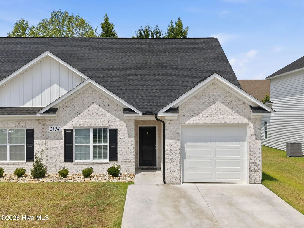 2124 Dartford Drive B, Greenville