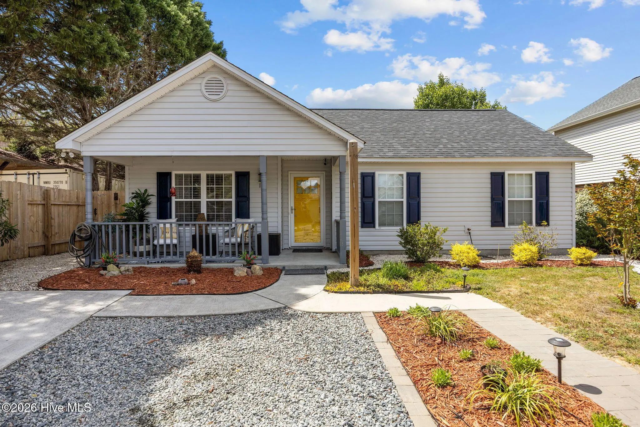 111 Nw 10th Street, Oak Island
