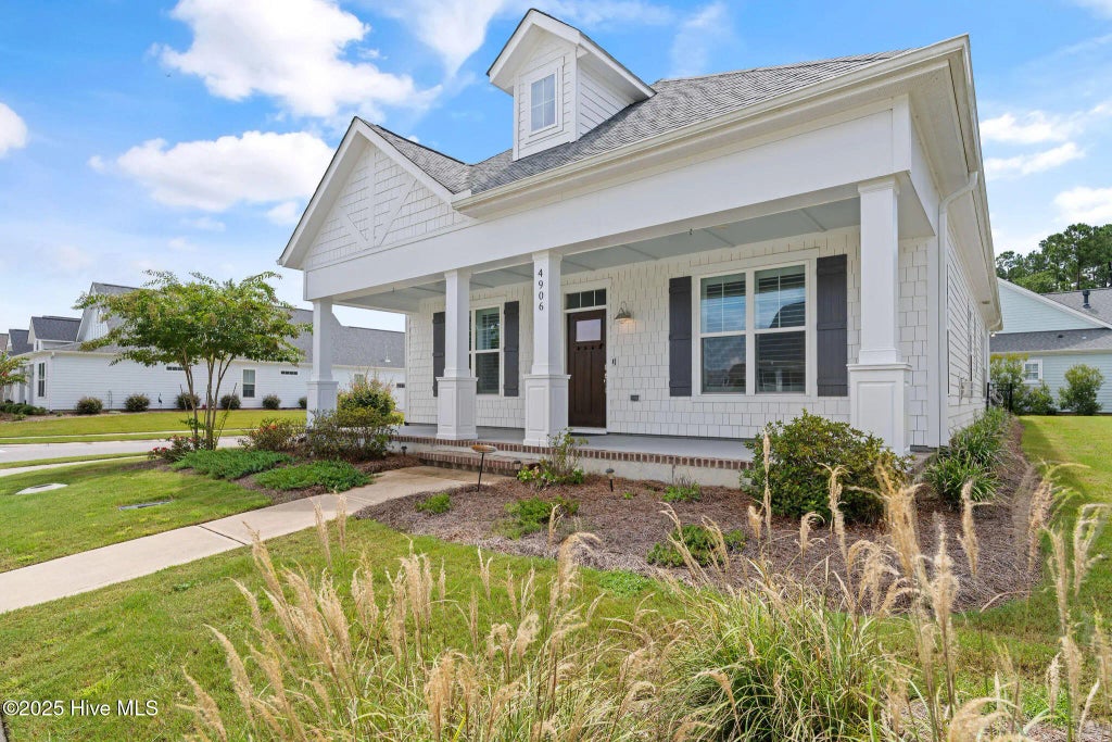 4906 Glen Garden Circle, Leland