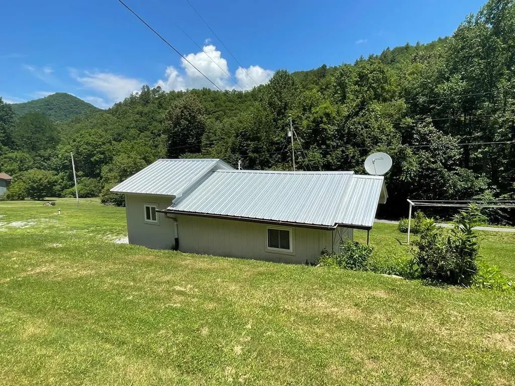 3400 Franks Creek, Robbinsville