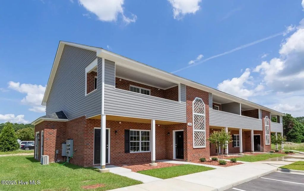 204 Orlando Way H, Greenville