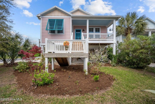 418 Columbia Avenue, Carolina Beach
