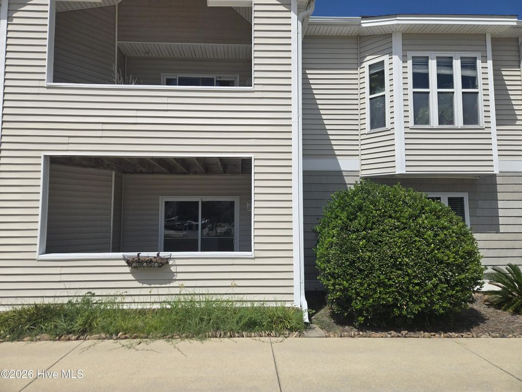 421 Commerce Avenue A, Morehead City
