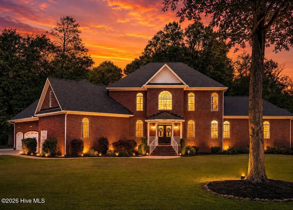 4000 Sterling Trace Drive, Winterville