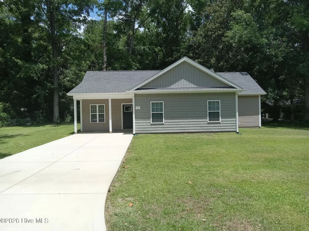 111 E Oliver Street, Whiteville