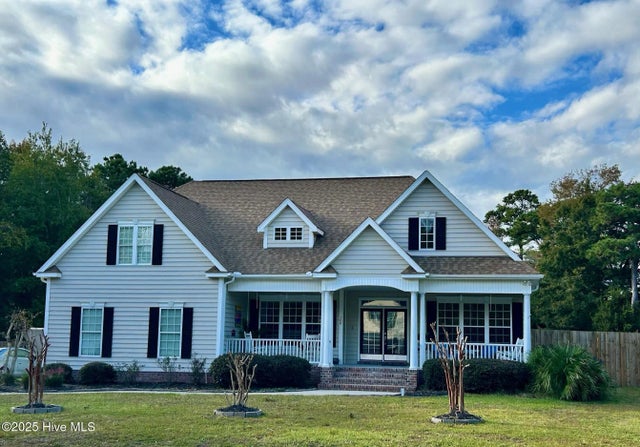 100 Lindy Court, Hampstead