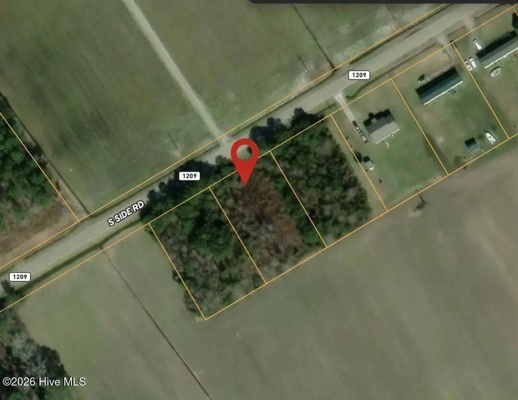1226 Sound Side Road, Columbia