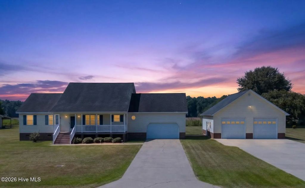 926 Chambers Ferry Road, Edenton