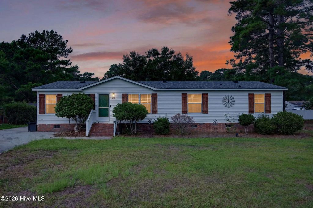 982 Waterview Lane Sw, Carolina Shores